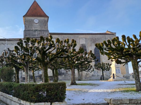 Eglise sous la neige